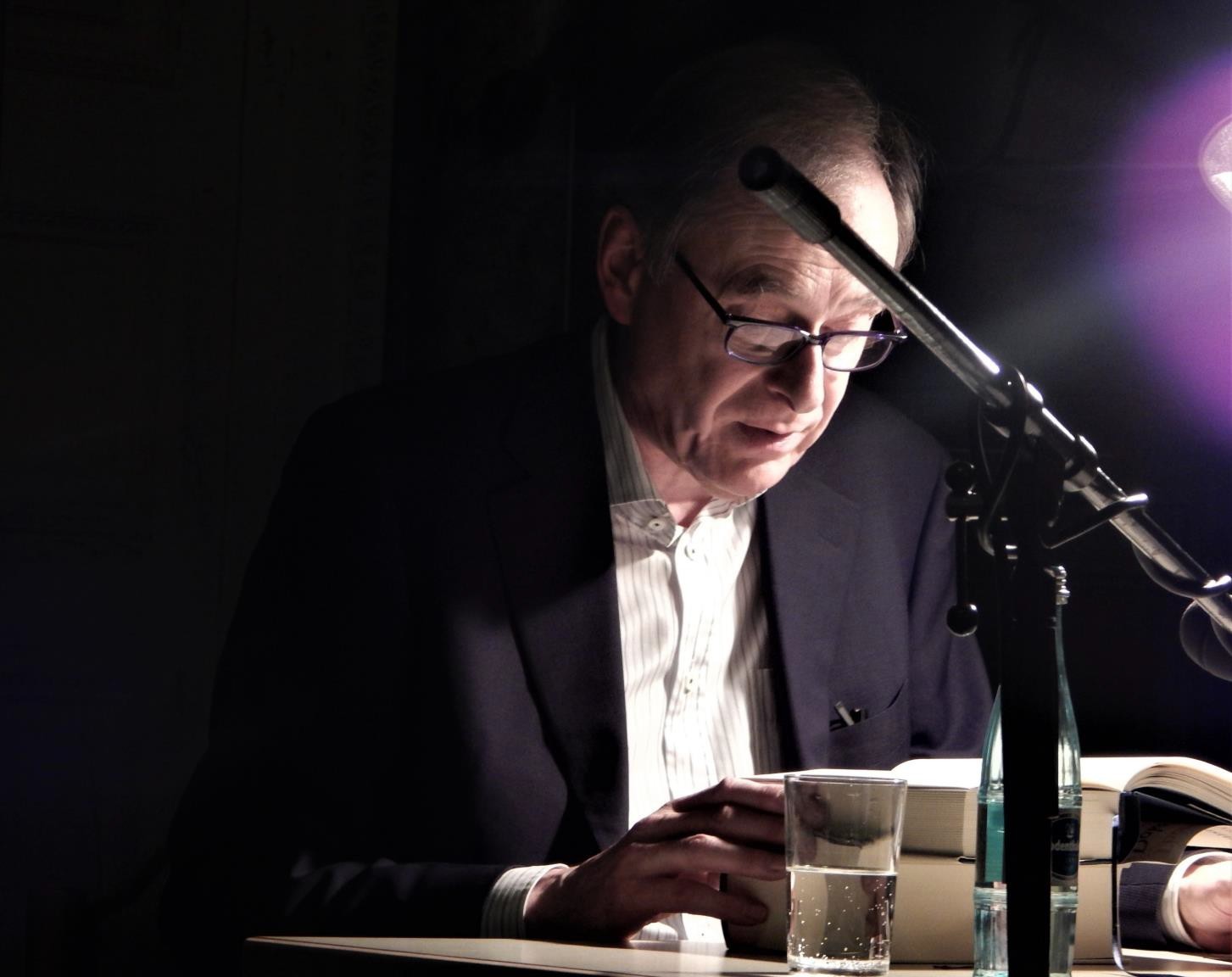 Thomas Mann wäre sicher zufrieden gewesen, wenn er Michael Fürtjes als Interpreten des achten Kapitels aus dem Roman „Dr.Faustus“ miterlebt hätte.