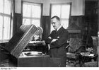 Barbara Hünnighausen, Bonn: “Wagnerwerke in Thomas Mann´s Erzählungen"